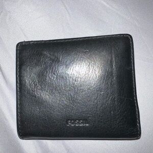 Fossil wallet